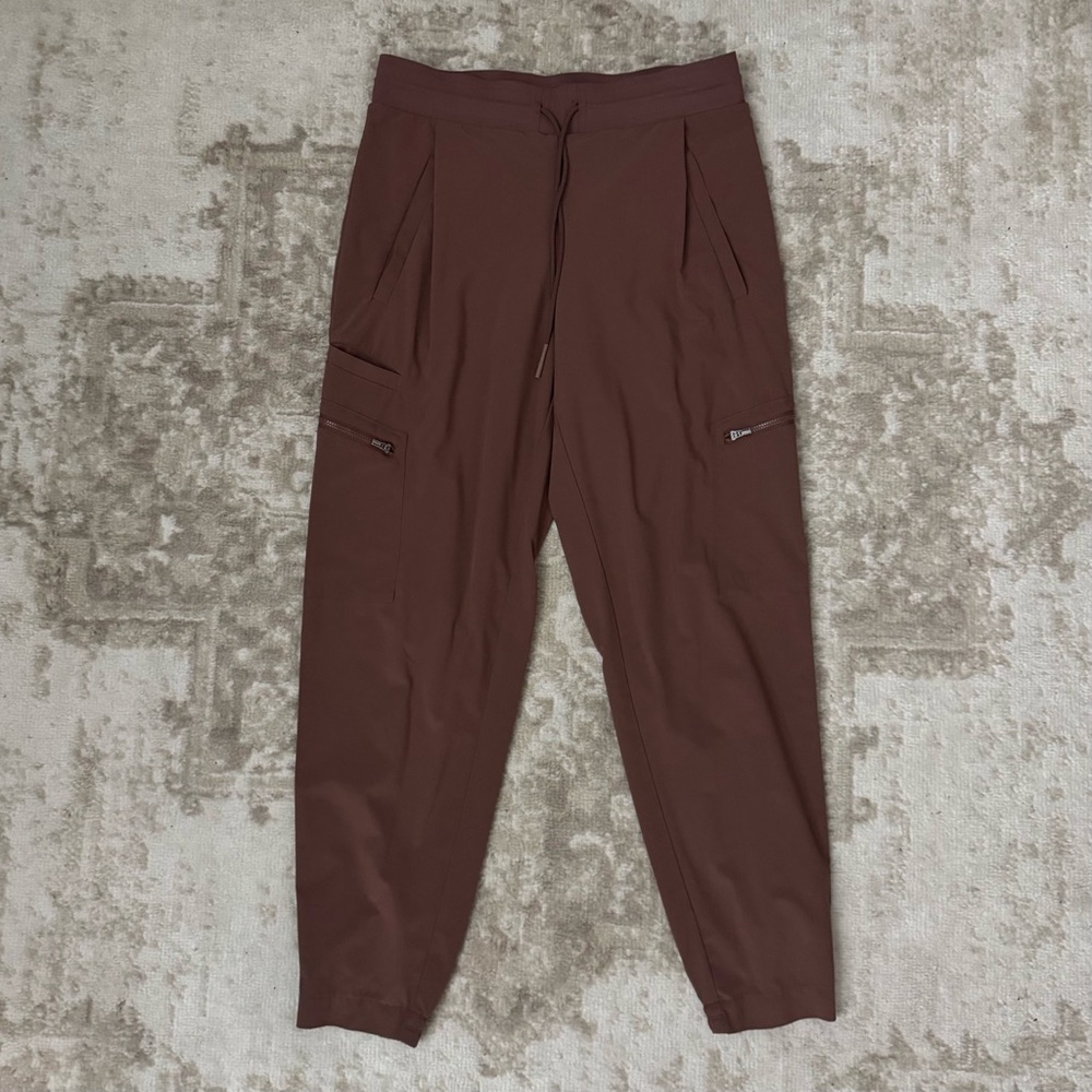 Athleta Venture Pant Size 6 in Hearth Rose - Picture 2 of 12